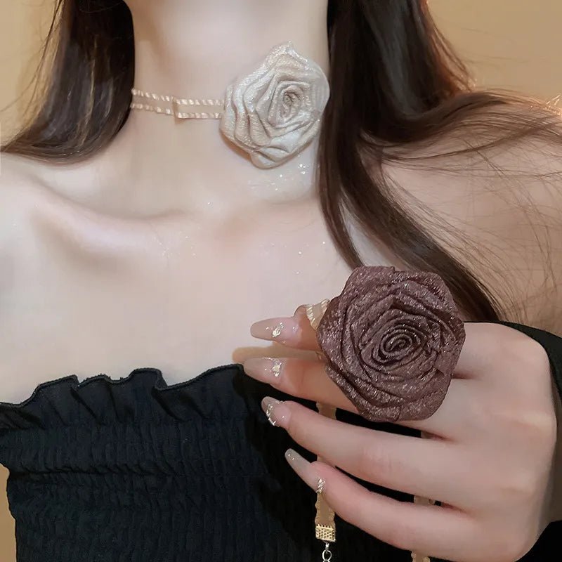 3D Rose Alloy Buckle Necklace – Elegant & Stylish Jewelry | Elegant Urban Tank Top – Machello