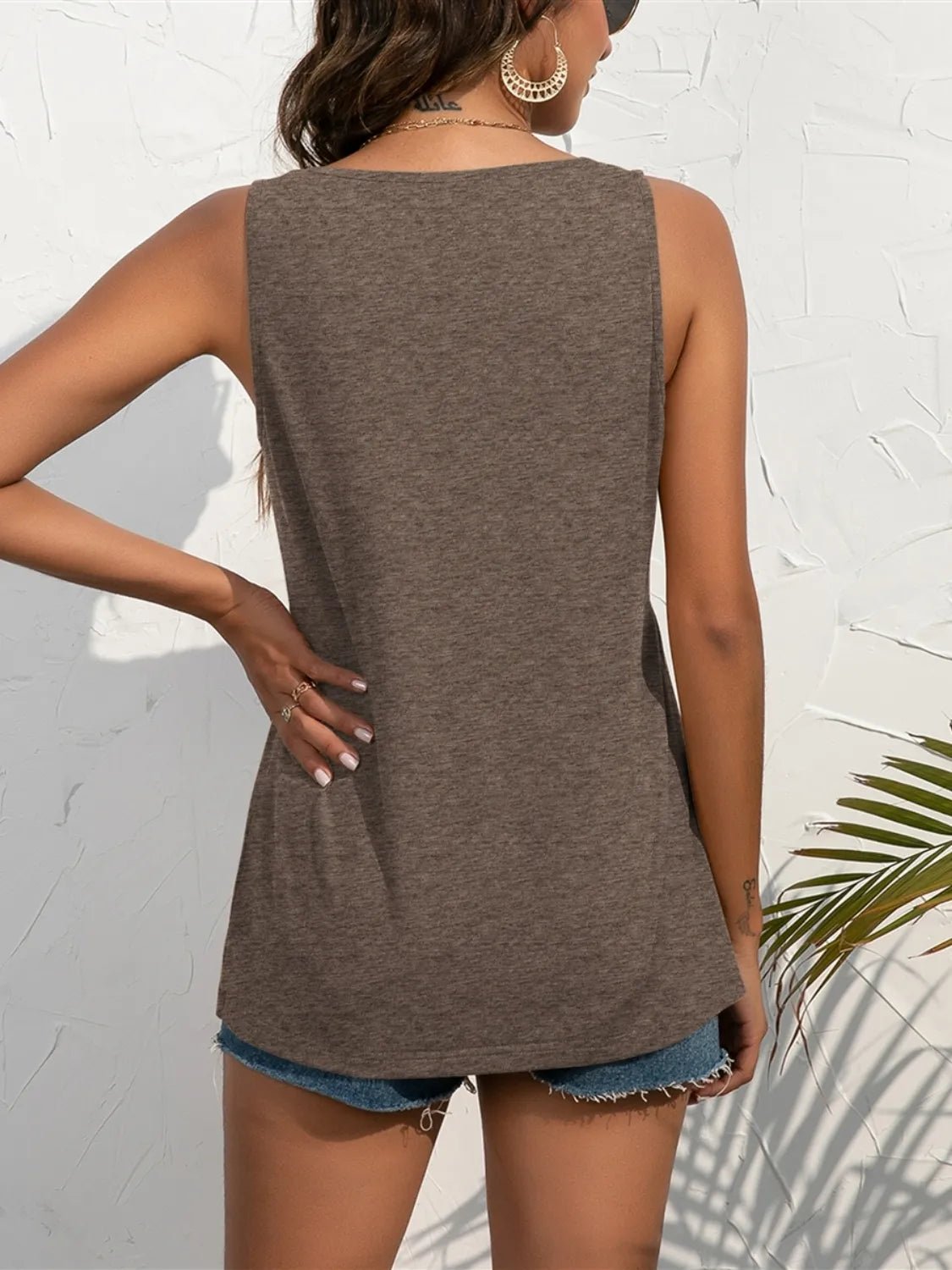 Sleek Wide Strap Everyday Tank | Elegant Urban Tank Top – Machello