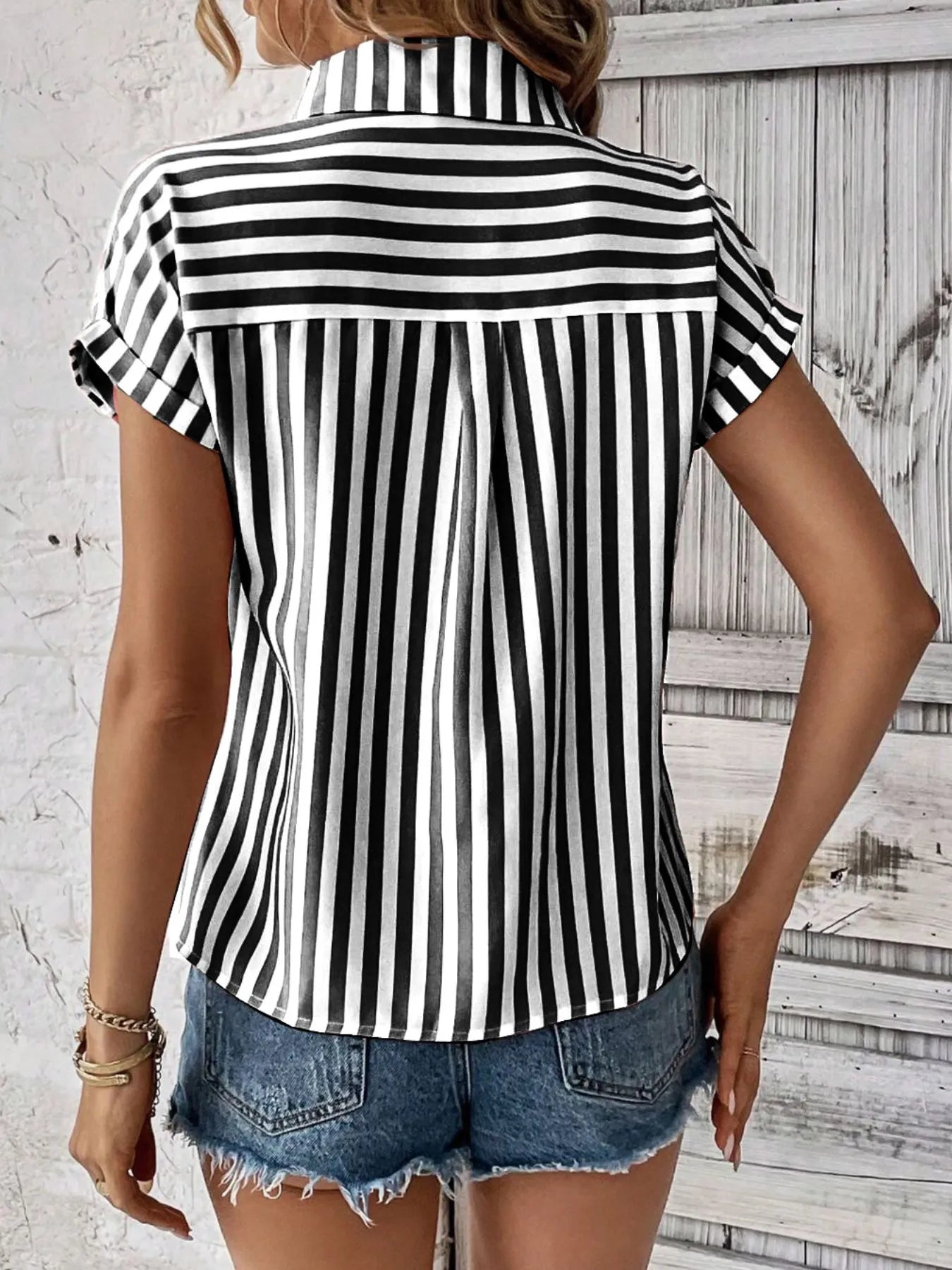 Striped Button - Up Short Sleeve Shirt with Pocket | Elegant Urban Tank Top – Machello